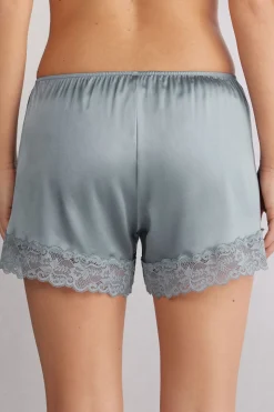 Bas de pyjama short en soie avec dentelle