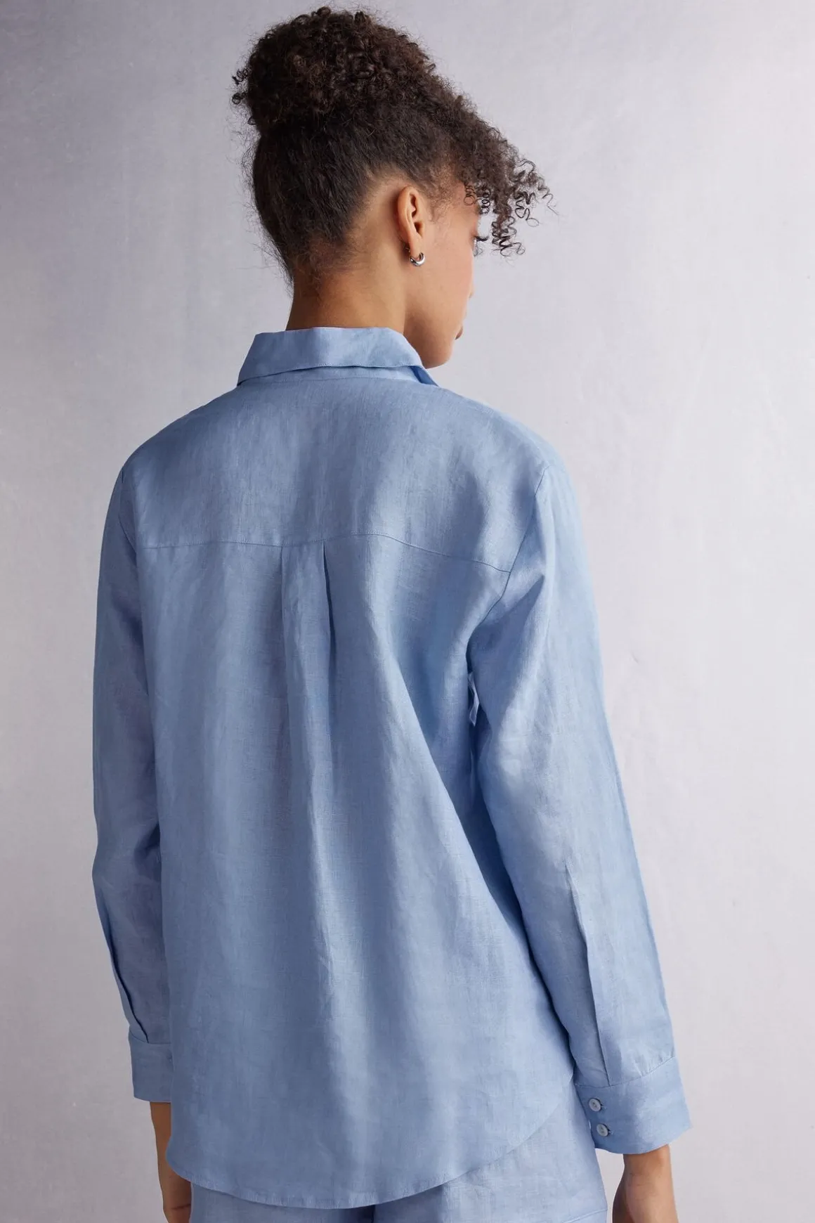 Chemise en toile de lin