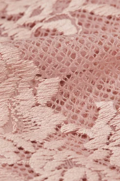 Culotte femme en dentelle florale