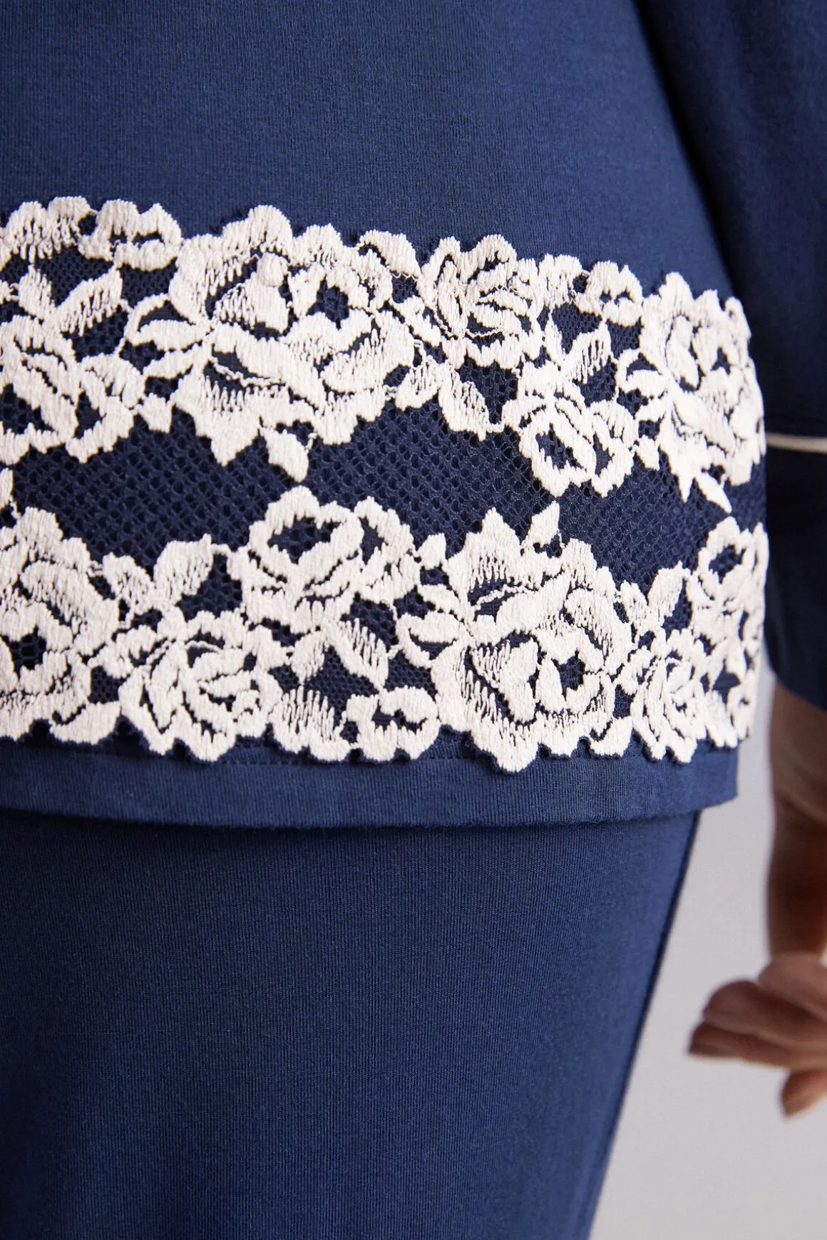 Haut de pyjama ouvert devant en modal PRETTY FLOWERS
