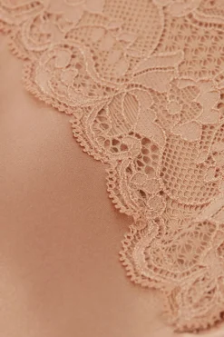 Nuisette en soie et dentelle