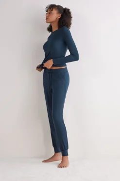 Pantalon long en modal avec chevilles resserrÉes