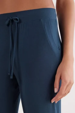 Pantalon long en modal avec chevilles resserrÉes