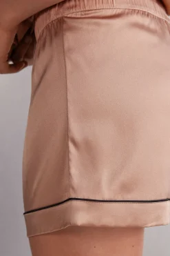 Short en soie avec bordure
