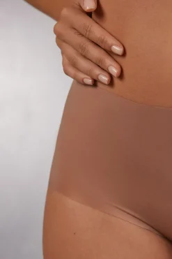 Shorty en microfibre sans couture