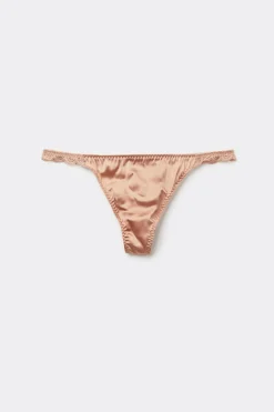 String en soie