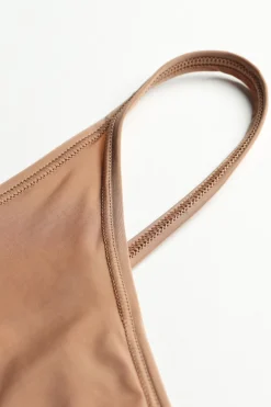 String ficelle en microfibre ultralÉgère
