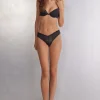 Tanga en dentelle style annÉes 80