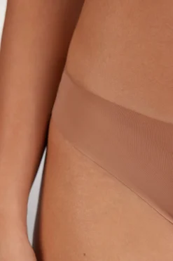 Tanga en microfibre ultra lÉger sans coutures