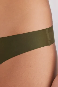 Tanga en microfibre ultra lÉger sans coutures
