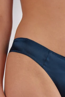 Tanga en soie