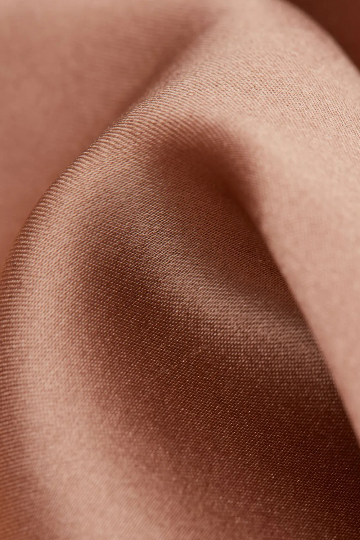 Top en Satin de Soie avec Col en V