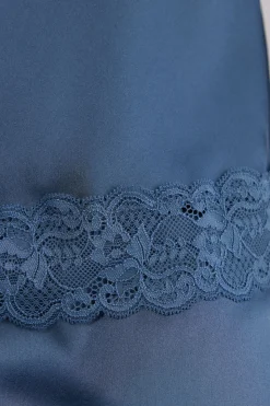 Top en soie et dentelle