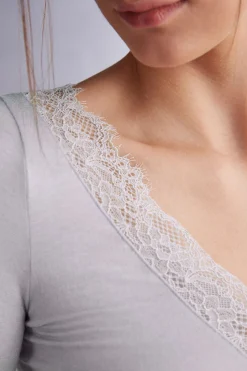 T-shirt manches longues en cachemire et dentelle