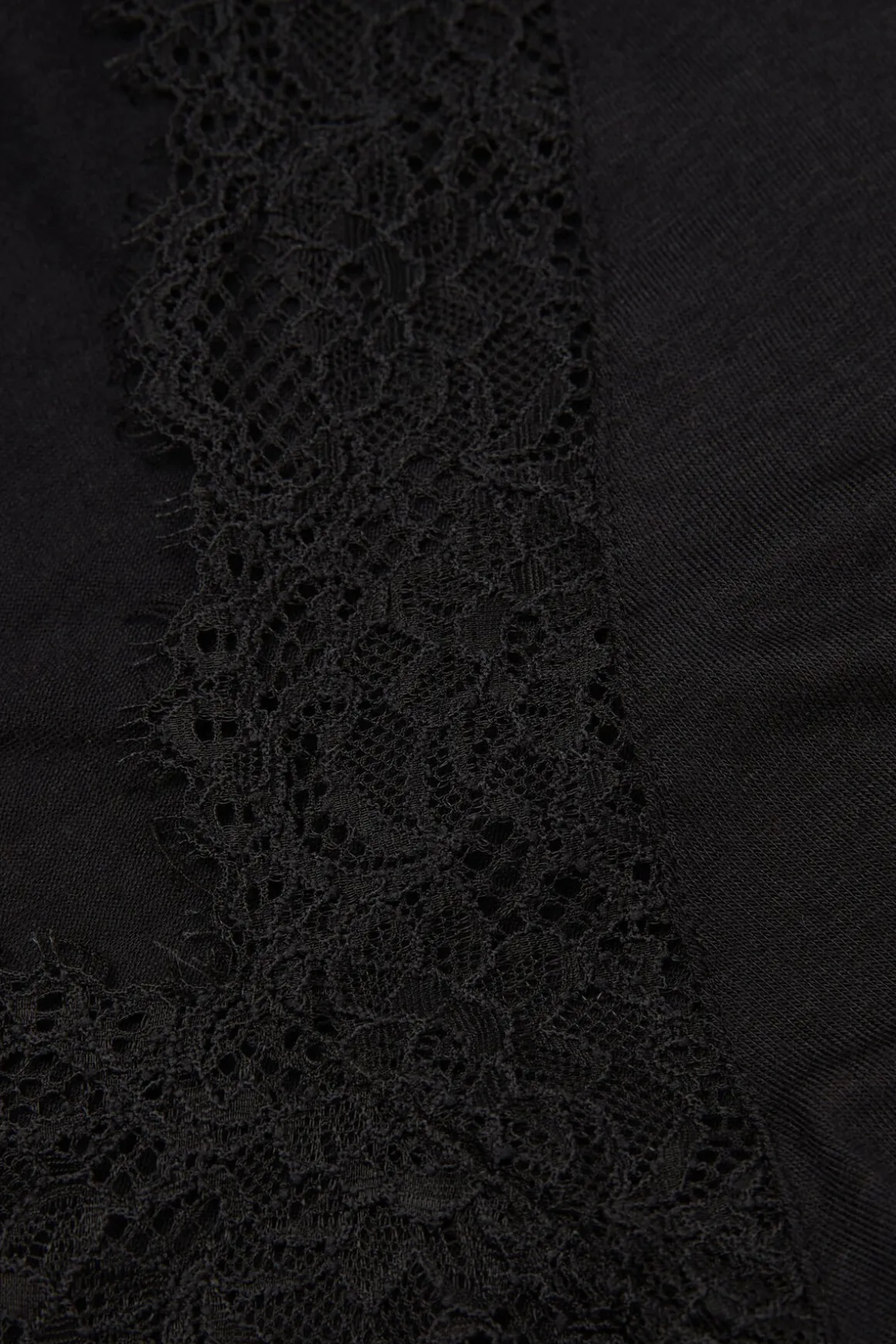 T-shirt manches longues en cachemire et dentelle
