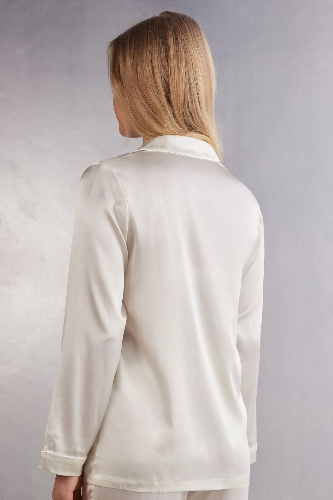 Veste en soie coupe masculine